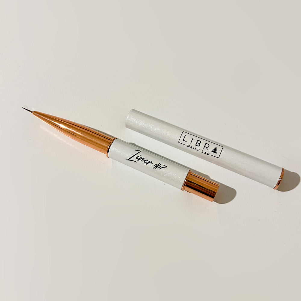 Liner #7 - Premium Gel Brush
